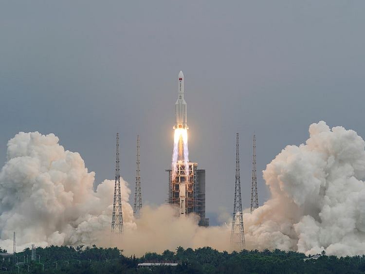 Copy of 2021-05-05T160400Z_1781140956_RC2S9N96K923_RTRMADP_3_SPACE-EXPLORATION-CHINA-ROCKET-1620380138112