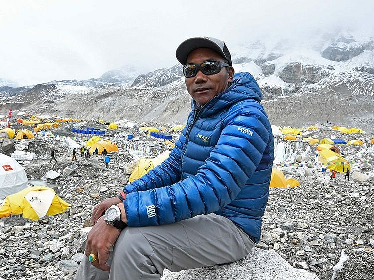 Nepal's mountaineer Kami Rita 