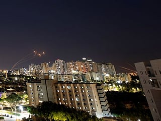 Israel says laser missile shield to cost just $2 per interception