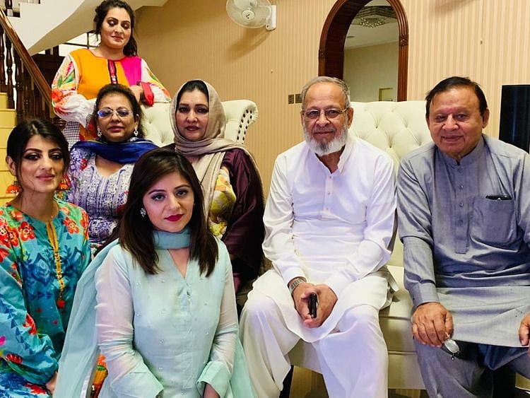 NAT Anna khan11-1620822969194