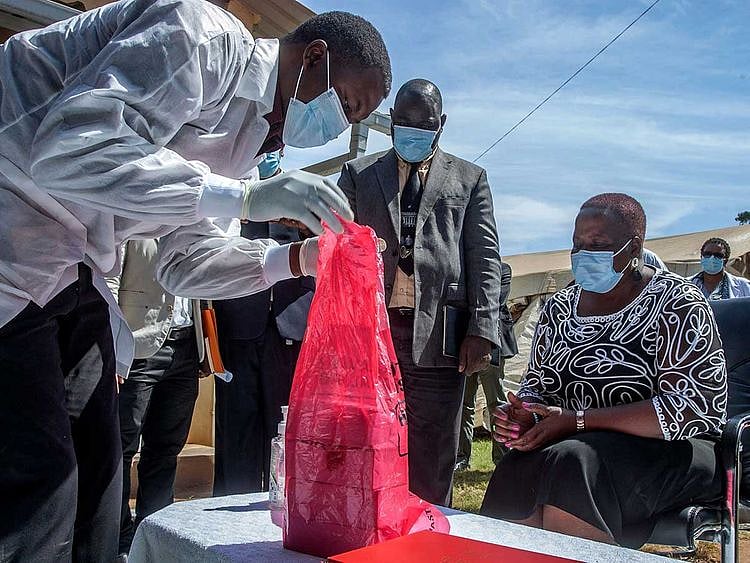 malawi covid vaccine