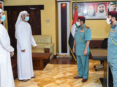 Major General Ali Abdullah bin Alwan Al Nuaimi, Commander-in-Chief of Ras Al Khaimah Police, on Sunday morning honoured the two citizens, Hazza Saeed Al Habsi and Adel Muhammad Al Jasmi. Brigadier Abdullah Khamis Al Hadidi, Deputy Commander-in-Chief of Ras Al Khaimah Police, attended the ceremony. 