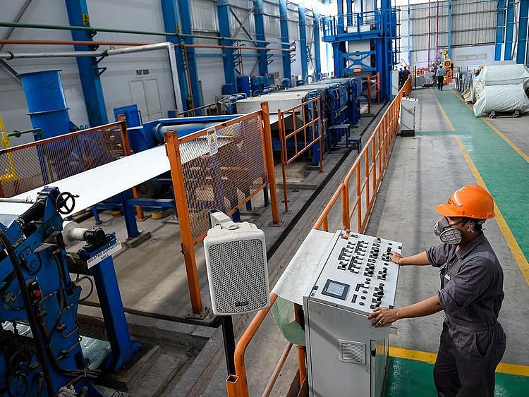 Stock - UAE Steel (Conares)