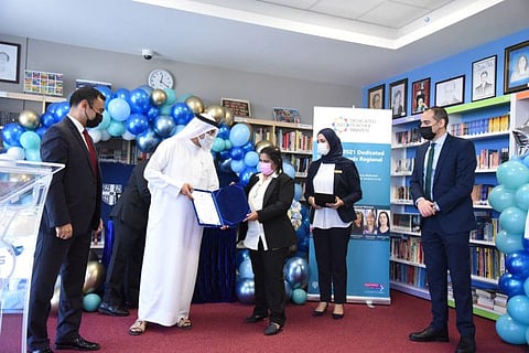 Annamma Lucy receives the award.