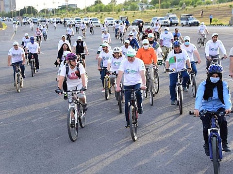 Pakistan’s Ministry of Foreign Affairs organises a bike ride and other activities under the theme of “Pedal for a Green Future” in Islamabad. 