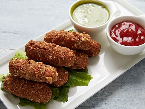 Step-by-step guide to Schezwan Paneer and Almond Kabab 
