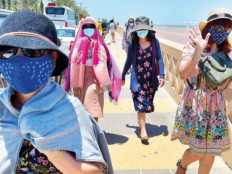Hot weather Dubai