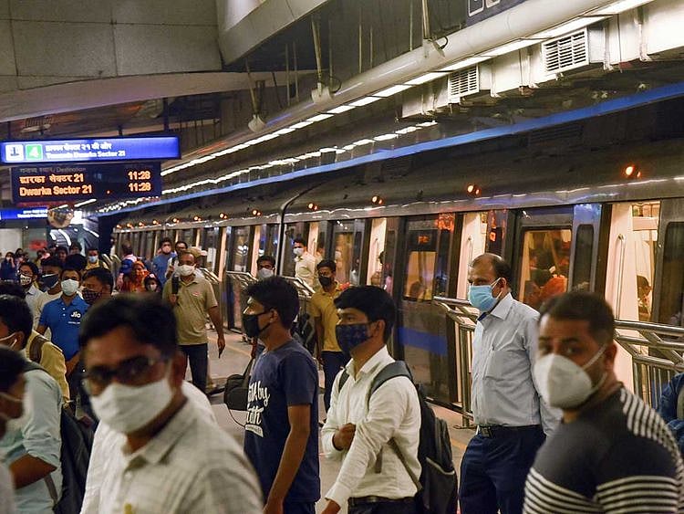 india metro covid delhi
