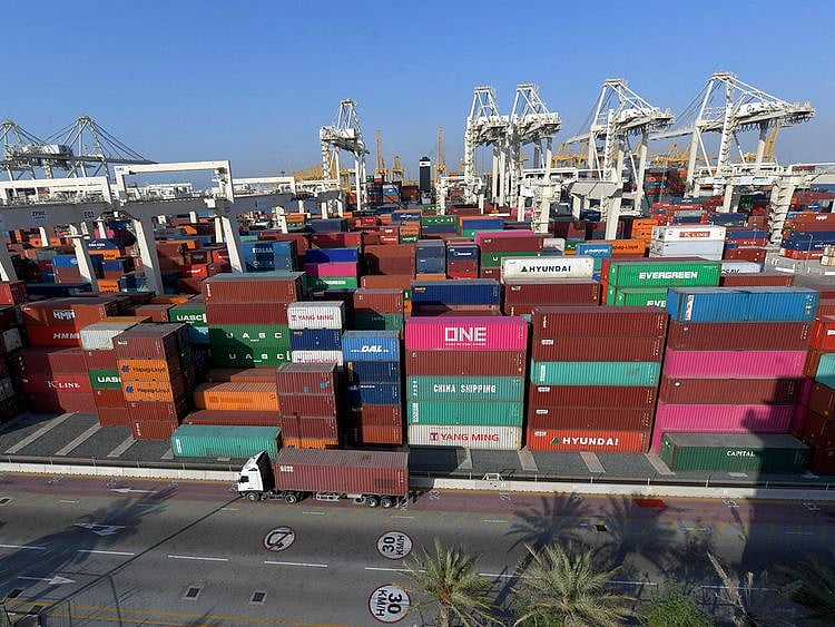 Stock DP world Jebel ali port