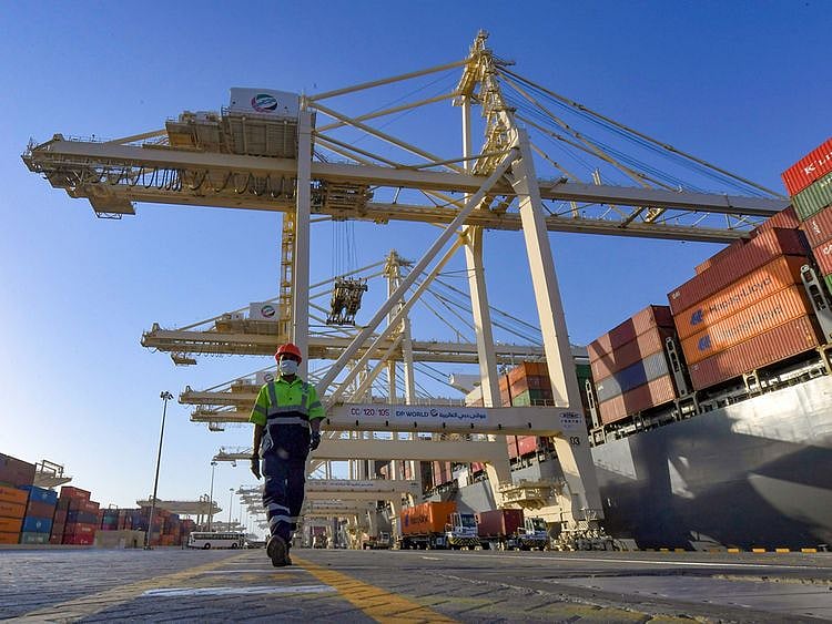 Stock DP world Jebel ali port