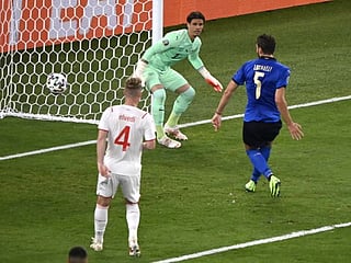 Photos: Flawless Italy cruise into Round of 16, defeat Switzerland 3-0