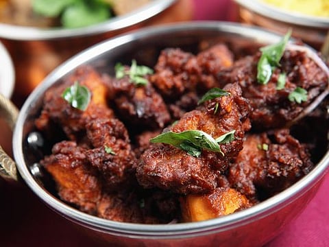 How to make Kerala thattukada kozhi porichathu or street-style chicken fry at home