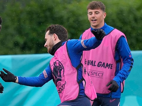 England's Mason Mount (right) and Ben Chilwell.