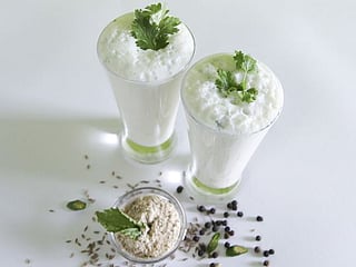 Peppery-herby Buttermilk
