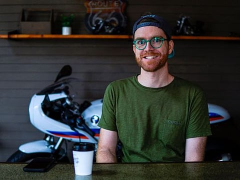 Say ‘hala’ to Max – the American/British influencer who will stun you with his Emirati dialect