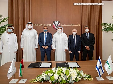 The signing took place in the presence of Sheikh Abdullah bin Mohammed Al Hamed, Chairman of DoH, Dr. Jamal Mohammed Alkaabi, Undersecretary of DoH, and Professor Ehud Davidson, CEO at Clalit Health Services. In addition, Eitan Na'eh, Israeli Ambassador to the UAE, and Hamad Abdullah Al Mehyas, CEO at the National Health Insurance Company – Daman also joined the meeting. 