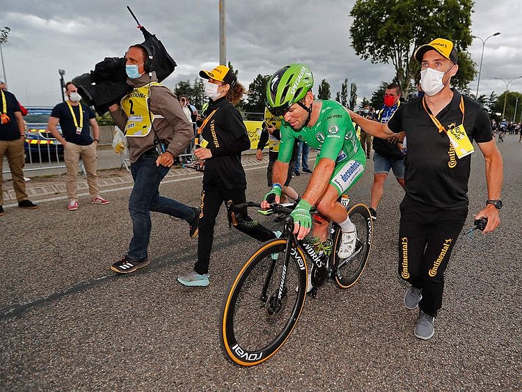Team Deceuninck-Quickstep's Mark Cavendish celebrates after winning the 10th stage of the 108th edition of the Tour de France 