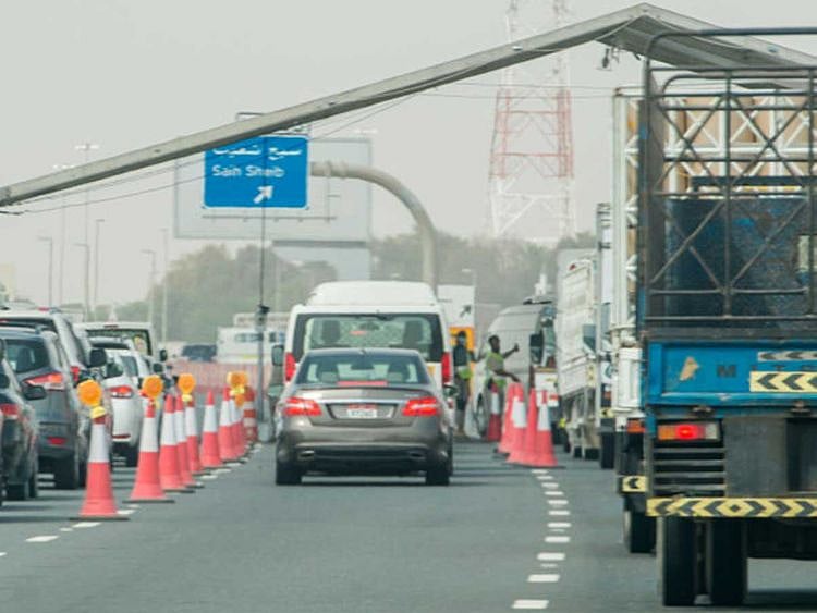 Abu Dhabi border check