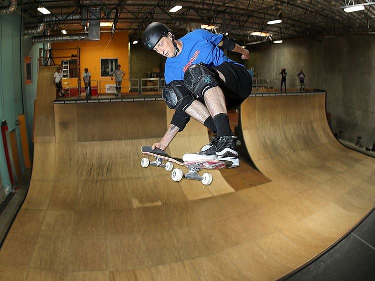 2021-07-15T173741Z_842473175_RC25LO9NSSMK_RTRMADP_3_OLYMPICS-2020-SKATEBOARDING-HAWK-(Read-Only)