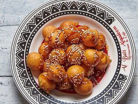 Guide to making the traditional Emirati sweet - Luqaimat