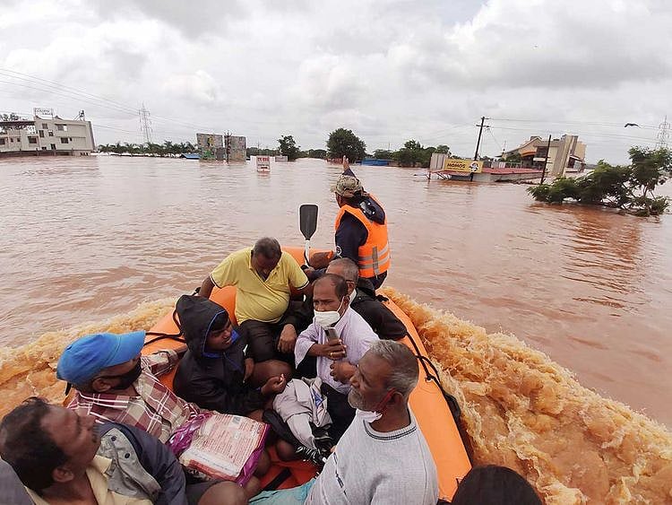 india flood maharashtra