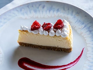 Here's how to make Baked raspberry cheesecake at home