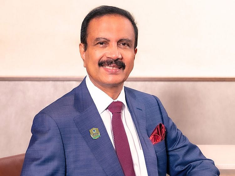Dr Azad Moopen