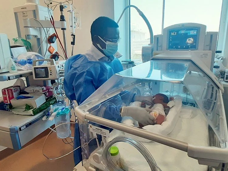 Premature Baby Ahlam Mujahed with Dr Abdullahi-1627716111350