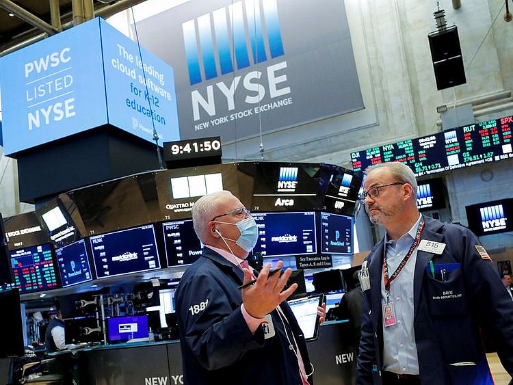 STOCK NYSE traders