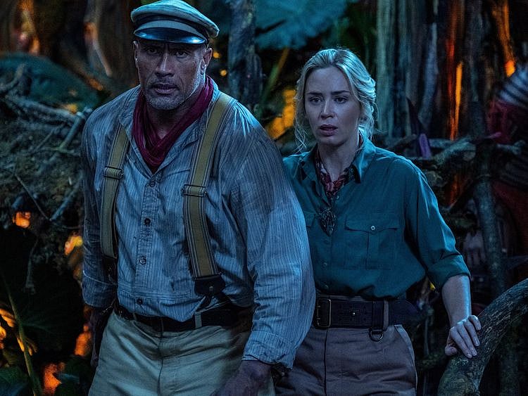 Dwayne Johnson and Emily Blunt in 'Jungle Cruise'
