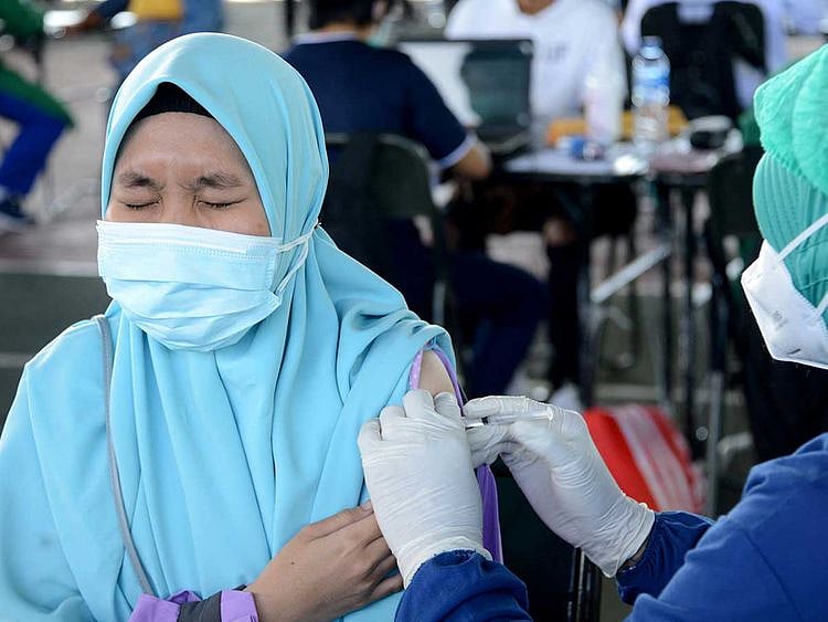 indonesia vaccine covid