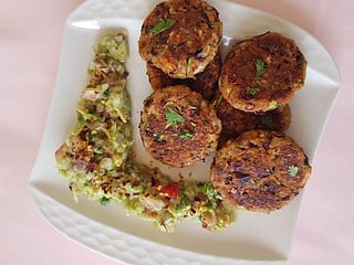 A delicious diabetes' friendly recipe for zucchini and kidney beans fritters