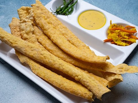 Weekend Snack: Here's how you can make authentic Gujarati Fafda at home
