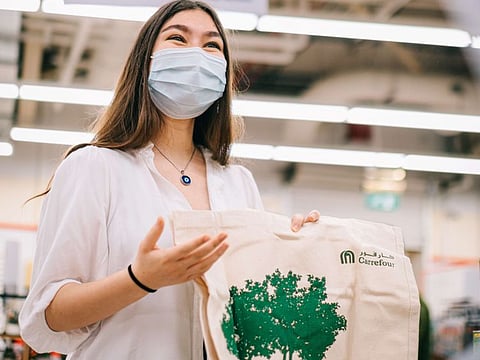 School students are encouraging supermarket shoppers in Dubai to ditch single-use plastic grocery bags and switch to eco-friendly reusable alternatives. 