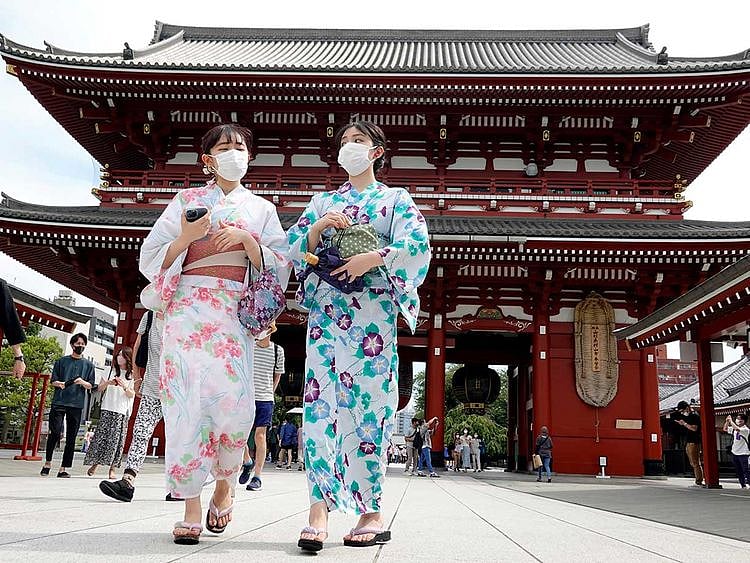 Japan covid temple