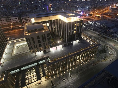 One Deira features two of the master plan’s highlights; a state-of-the-art integrated transportation hub and the first mall in Dubai constructed atop a metro station, in a central and convenient location.