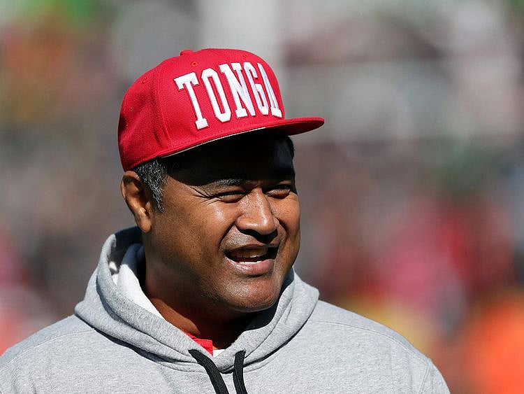 Tonga coach Toutai Kefu 