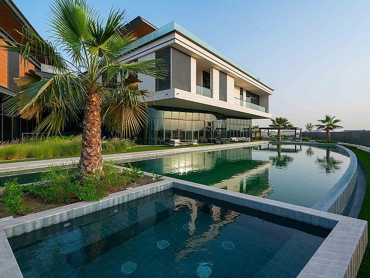 Stock – Dubai Hills 