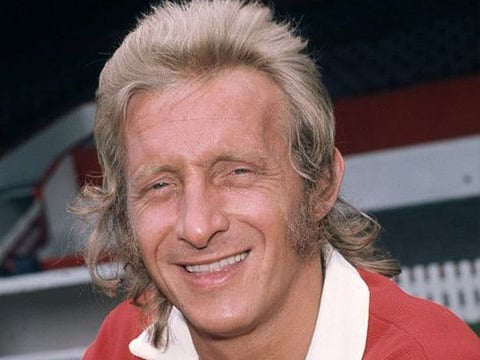Scotland and Manchester United legend Denis Law has been diagnosed with dementia.