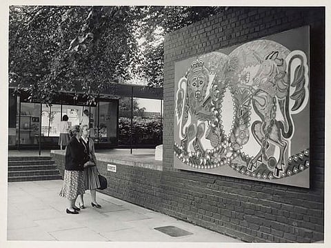 Edward Bawden crest, designed for the British Pavilion at the Brussels Expo in 1958.