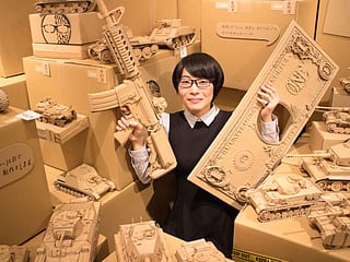 Thinking out of the box: Japanese artist makes life-like cardboard sculptures