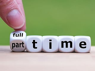 9 ways to legally earn a side income in the UAE