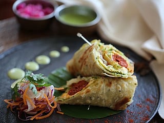 Here's how to make Keema Seekh Kebab roll  