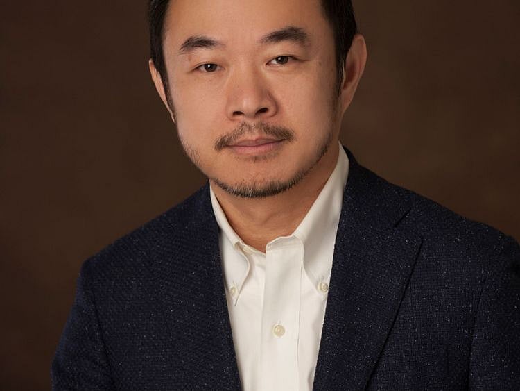 Professor Xing-1631181410921