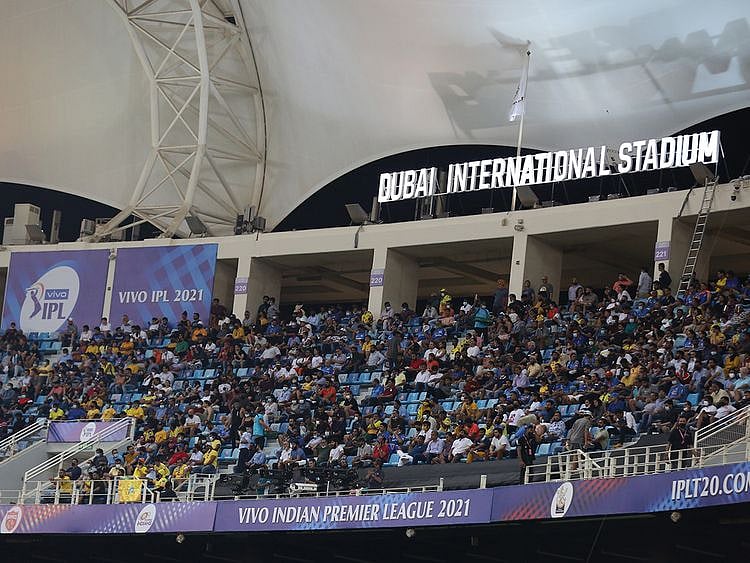 Dubai crowd cricket stadium 2021