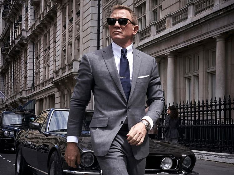 TAB Daniel Craig as Bond-1632304919989