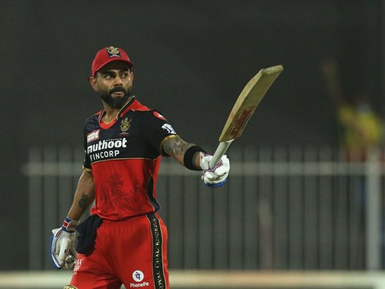 IPL - Kohli reaches 50