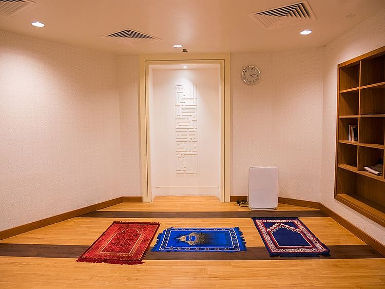 PRAYER ROOM