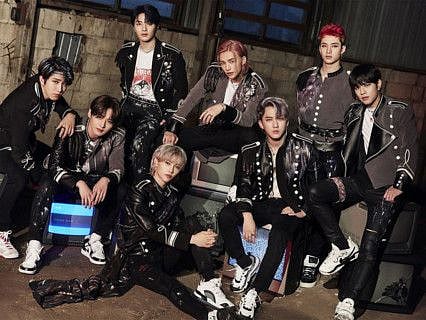 Stray Kids.