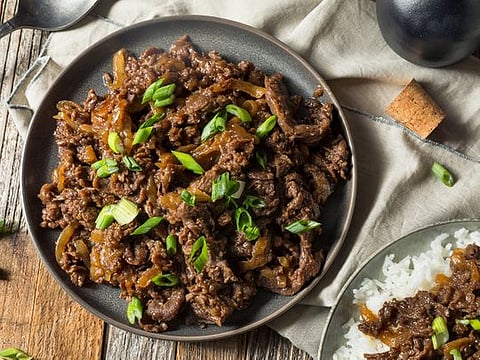 Bulgogi: Sizzling Korean barbecue at your dinner table!
